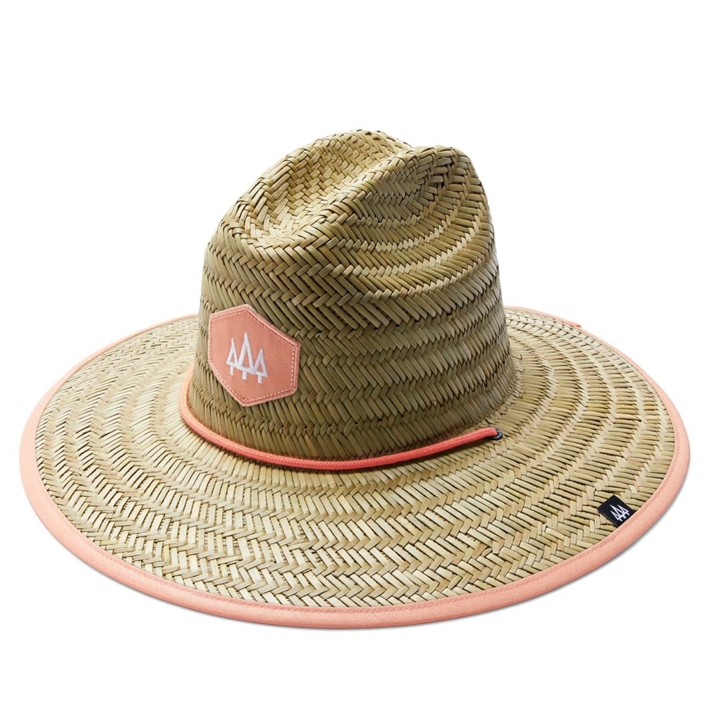 Guava Hemlock hat, in like new condition!